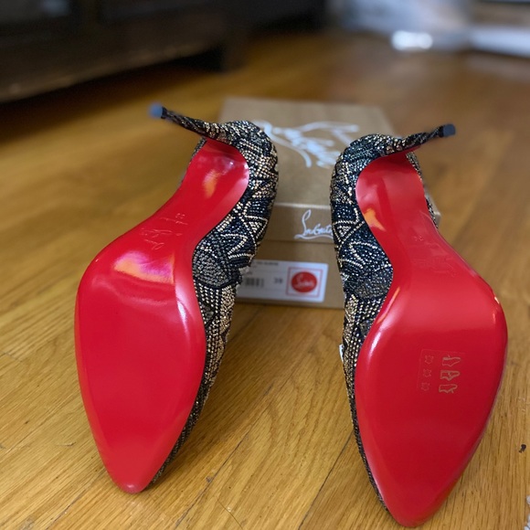 Size 39 Christian Louboutin Eloise Strass - Picture 2 of 4